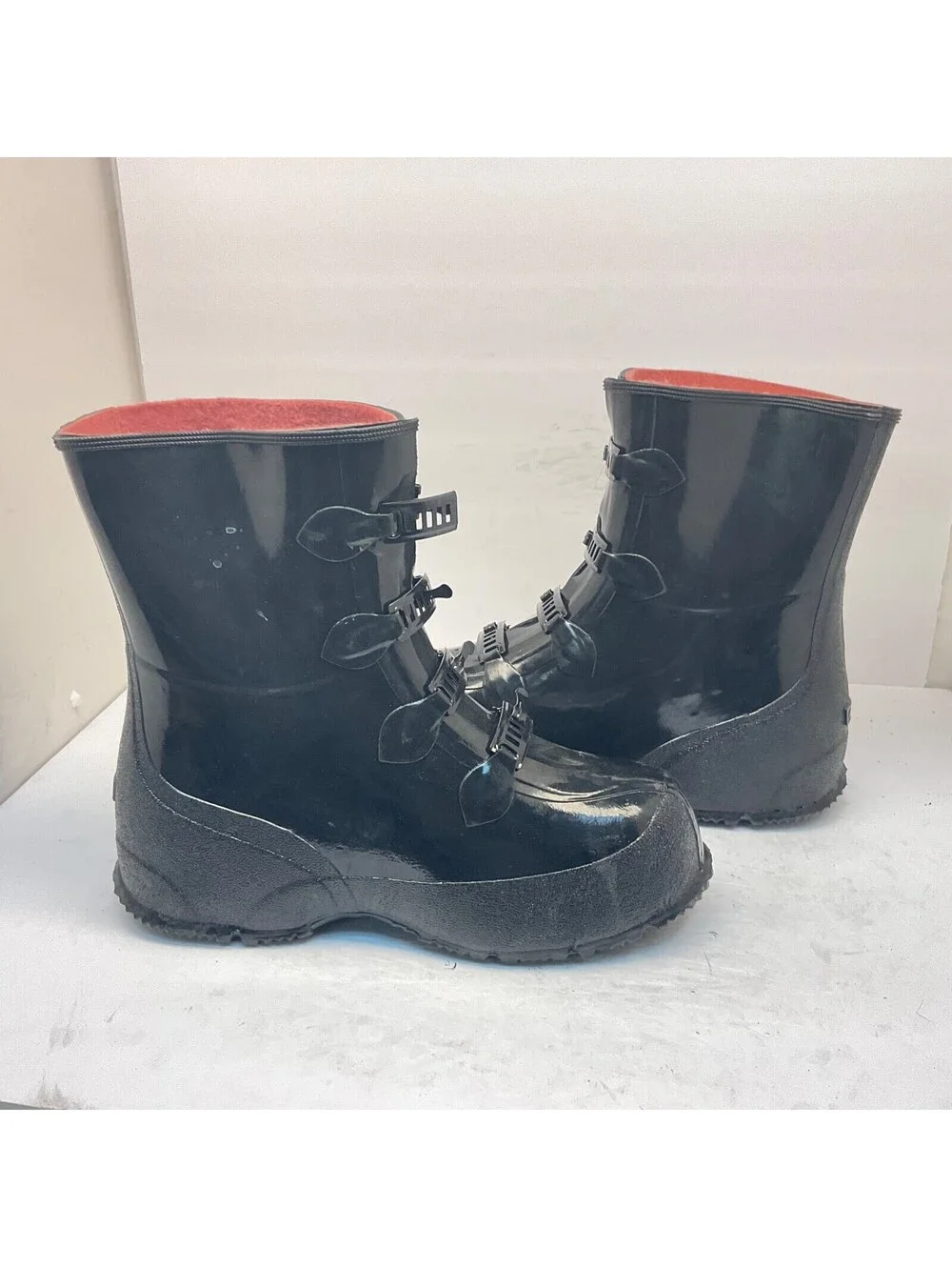 Action Canada Women's Hamilton Insulated Buckle Snow Boot A3259-11 Black Size 9M